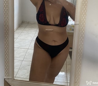 Acompanhante Larissa Morais