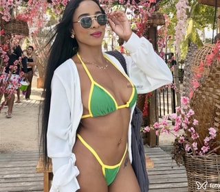 Acompanhante Laura