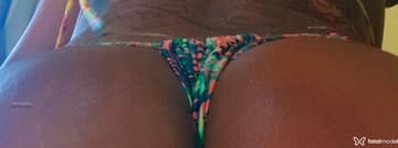 Acompanhante Karina - Cabeçalho