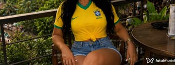 Acompanhante Morena - Cabeçalho