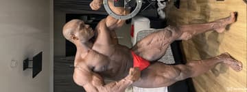 Black muscle Acompanhante Black muscle - Cabeçalho
