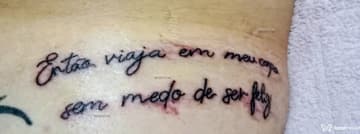 Acompanhante Karen - Cabeçalho