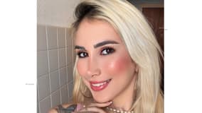 Acompanhante Larissa - Cabeçalho
