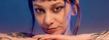Acompanhante Lia - Cabeçalho