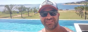 Acompanhante Victor - Cabeçalho