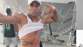 Acompanhante Caio Reis - Cabeçalho