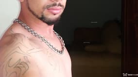 Acompanhante Mustafa - Cabeçalho