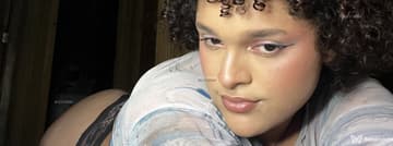 Sarina Acompanhante Sarina - Cabeçalho