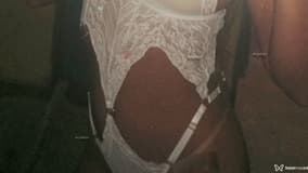 Acompanhante Julia - Cabeçalho