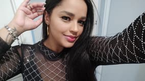 Acompanhante Julia - Cabeçalho