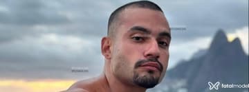Acompanhante Daniel Vaz - Cabeçalho