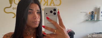Acompanhante Júlia Santos - Cabeçalho