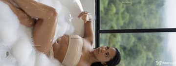 Acompanhante Ariela - Cabeçalho