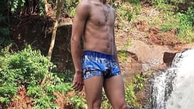 Acompanhante Ronaldo Mendes - Cabeçalho