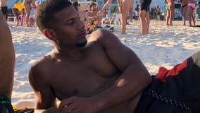 Acompanhante Preto - Cabeçalho