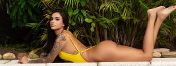 Acompanhante Clara Vieira - Cabeçalho