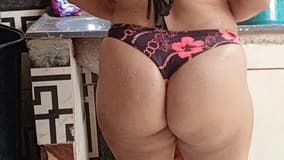 Acompanhante Samia - Cabeçalho