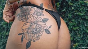 Acompanhante Karol - Cabeçalho
