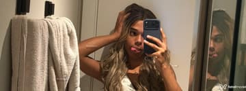 Acompanhante Chiara - Cabeçalho