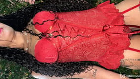 Acompanhante Laura - Cabeçalho