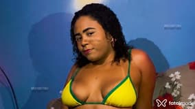 Acompanhante Victoria - Cabeçalho