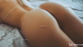 Acompanhante Mikaela - Cabeçalho