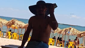 Acompanhante Derick - Cabeçalho