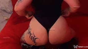 Acompanhante Vicki - Cabeçalho