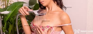 Acompanhante Evelyn Foxx - Cabeçalho