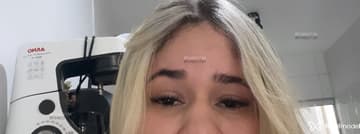 Acompanhante Tiffany - Cabeçalho