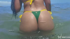 Valéria Costa Acompanhante Valéria Costa - Cabeçalho