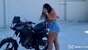 Larissa Acompanhante Larissa - Cabeçalho