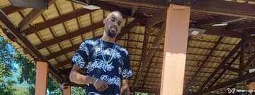 Douglas Acompanhante Douglas - Cabeçalho