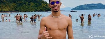 Acompanhante Lukkas - Cabeçalho
