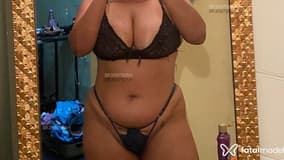 Acompanhante Paloma - Cabeçalho