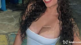 Helen Santos Acompanhante Helen Santos - Cabeçalho