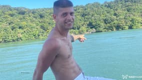 Acompanhante Dimitri - Cabeçalho