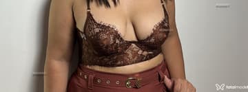 Acompanhante Camis - Cabeçalho