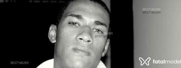 Acompanhante Romeo Santos - Cabeçalho