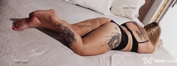 Acompanhante Kelly - Cabeçalho