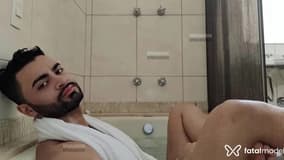 Acompanhante Thiago Sanches - Cabeçalho