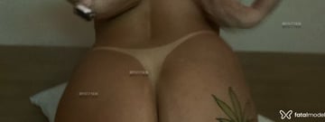 Acompanhante Cristina - Cabeçalho