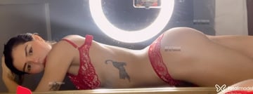 Acompanhante Camila - Cabeçalho