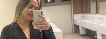 Acompanhante Karina atendente - Cabeçalho
