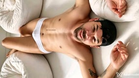 Pietro Acompanhante Pietro - Cabeçalho