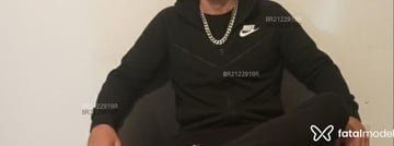 Justin Acompanhante Justin - Cabeçalho