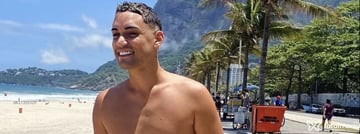 Acompanhante Astro Rey - Cabeçalho