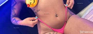 Hadassa colucci Acompanhante Hadassa colucci - Cabeçalho