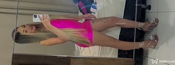 Acompanhante Larissa - Cabeçalho