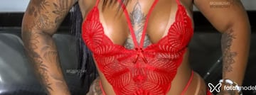 Acompanhante Larissa - Cabeçalho